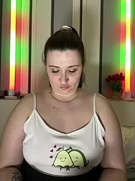 Snapshot of lipsi_vikki chatting on 9, 2, 2026 lipsi vikki online show from 9, 2, 2026