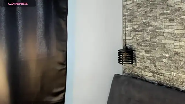 ASHLEY COLLINS1 online show from 4, 3, 2026