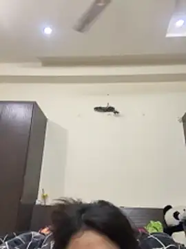 raavigirl online show from 19, 3, 2026