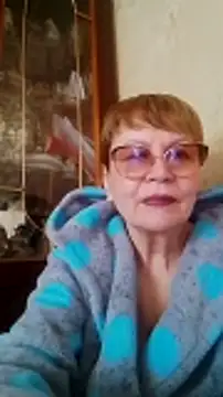 SophieBurns online show from 10, 4, 2026