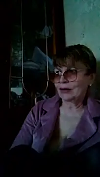 Snapshot of SophieBurns chatting on 17, 5, 2026 SophieBurns online show from 17, 5, 2026