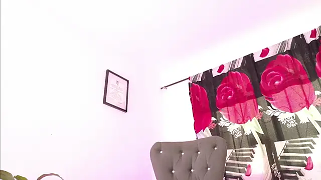 Snapshot of AnnieWestley chatting on 10, 2, 2026 AnnieWestley online show from 10, 2, 2026