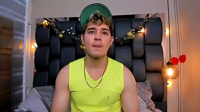 rayan linxx online show from 10, 4, 2026