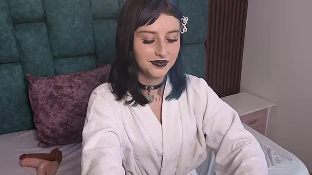 OliviaBonnie online show from 17, 2, 2026