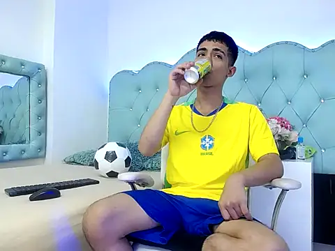 Snapshot of Apolo_Richards chatting on 20, 2, 2026 Apolo Richards online show from 20, 2, 2026