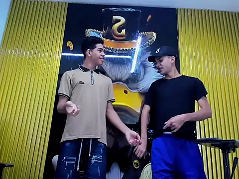 Snapshot of couplehot_sex_ chatting on 21, 2, 2026 couplehot sex online show from 21, 2, 2026