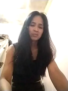 Snapshot of sweet_maxine44 chatting on 17, 4, 2026 sweet maxine44 online show from 17, 4, 2026