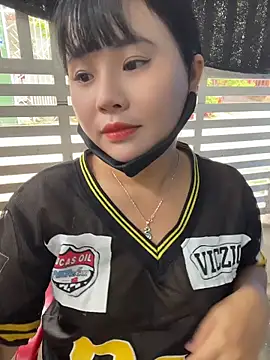 Snapshot of Lewd_couple chatting on 9, 5, 2026 Lewd couple online show from 9, 5, 2026