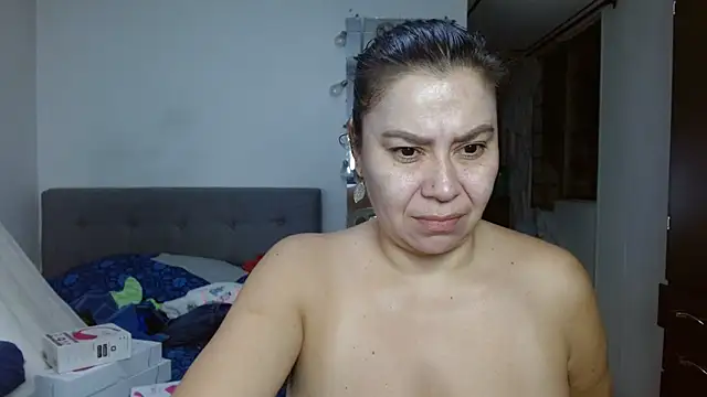 Snapshot of Karo_sexy chatting on 30, 11, 2025 Karo sexy online show from 30, 11, 2025