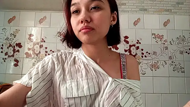 Snapshot of AnnettaBelsito chatting on 22, 4, 2026 AnnettaBelsito online show from 22, 4, 2026