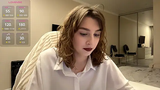 Snapshot of ElliKrovel chatting on 23, 2, 2026 ElliKrovel online show from 23, 2, 2026