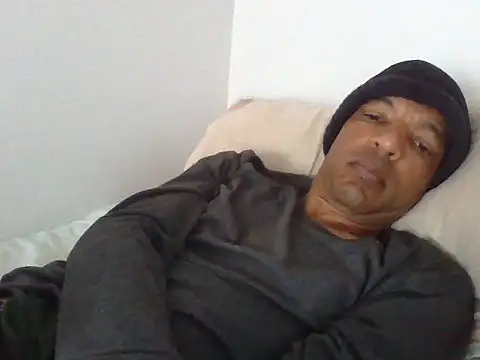 Snapshot of lavelle26 chatting on 15, 2, 2026 lavelle26 online show from 15, 2, 2026