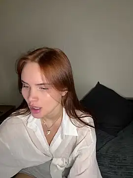 Snapshot of Emma_Songae chatting on 27, 2, 2026 Emma Songae online show from 27, 2, 2026