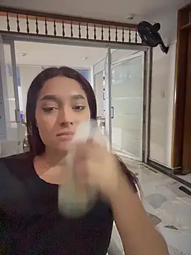 Snapshot of Emily_Harpeer chatting on 18, 6, 2026 Emily Harpeer online show from 18, 6, 2026
