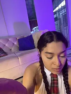 Snapshot of Emily_Harpeer chatting on 11, 7, 2026 Emily Harpeer online show from 11, 7, 2026