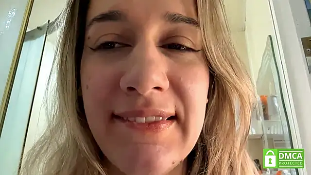 Snapshot of MaryBennetts chatting on 9, 6, 2026 MaryBennetts online show from 9, 6, 2026
