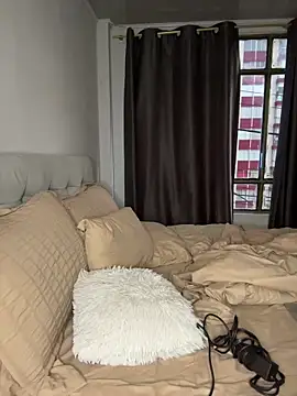 Snapshot of RachelWeisz_ chatting on 15, 2, 2026 RachelWeisz online show from 15, 2, 2026