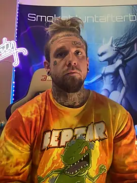 Snapshot of Smokebluntafterblunt chatting on 19, 2, 2026 Smokebluntafterblunt online show from 19, 2, 2026