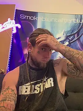 Snapshot of Smokebluntafterblunt chatting on 24, 4, 2026 Smokebluntafterblunt online show from 24, 4, 2026