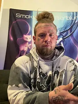 Snapshot of Smokebluntafterblunt chatting on 8, 5, 2026 Smokebluntafterblunt online show from 8, 5, 2026