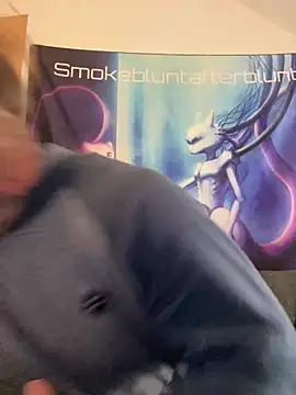 Snapshot of Smokebluntafterblunt chatting on 11, 5, 2026 Smokebluntafterblunt online show from 11, 5, 2026