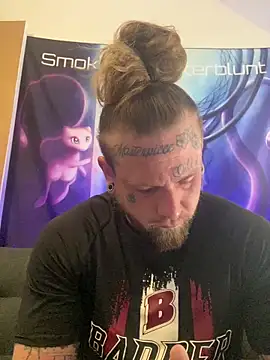 Snapshot of Smokebluntafterblunt chatting on 13, 5, 2026 Smokebluntafterblunt online show from 13, 5, 2026