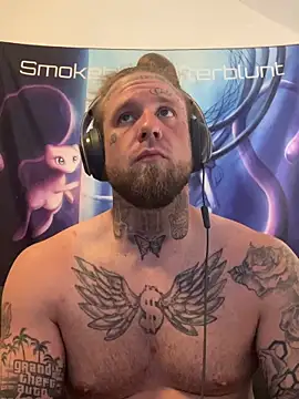 Snapshot of Smokebluntafterblunt chatting on 19, 5, 2026 Smokebluntafterblunt online show from 19, 5, 2026