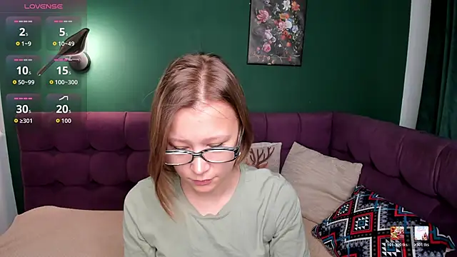 Snapshot of EmmaEthereal chatting on 4, 6, 2026 EmmaEthereal online show from 4, 6, 2026