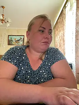 Snapshot of Mommy-girl-Lola chatting on 7, 7, 2026 Mommy-girl-Lola online show from 7, 7, 2026