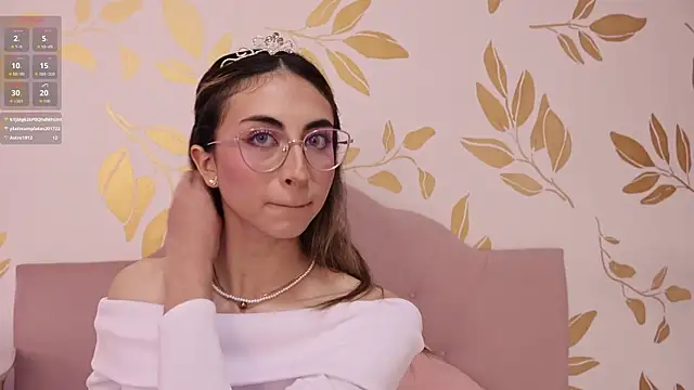 EmmaClark   online show from 4, 3, 2026