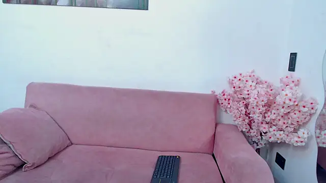 Snapshot of Kitty_f00x chatting on 29, 4, 2026 Kitty f00x online show from 29, 4, 2026