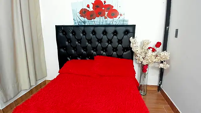 Kitty f00x online show from 14, 7, 2026