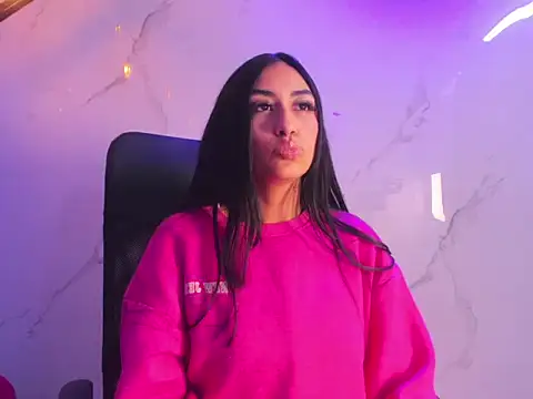 TiffanyDream8 online show from 18, 2, 2026