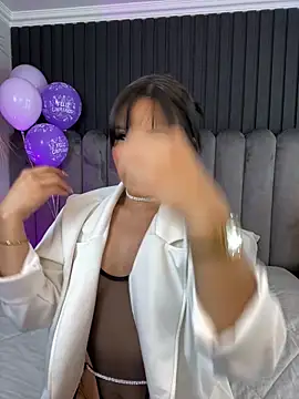 Snapshot of Nanda_vixen_ chatting on 27, 3, 2026 Nanda vixen online show from 27, 3, 2026