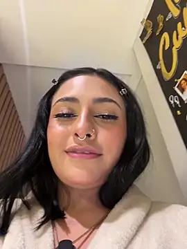 Snapshot of Nanda_vixen_ chatting on 16, 5, 2026 Nanda vixen online show from 16, 5, 2026