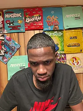 Snapshot of pussyeater_- chatting on 27, 2, 2026 pussyeater - online show from 27, 2, 2026