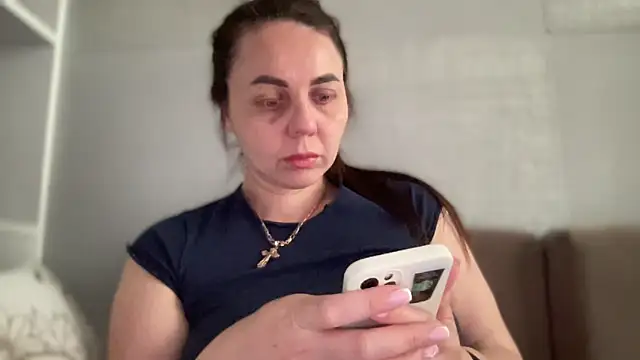 Snapshot of Darsy_Rox chatting on 3, 6, 2026 Darsy Rox online show from 3, 6, 2026