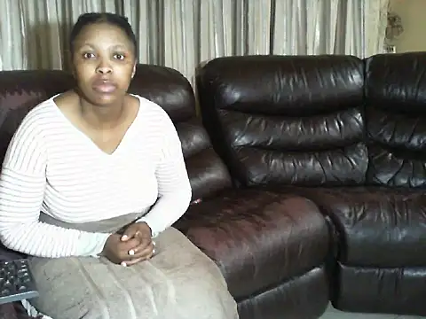 Snapshot of Caramel-Diva chatting on 13, 3, 2026 Caramel-Diva online show from 13, 3, 2026