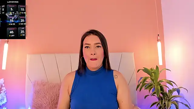 Snapshot of celeste_lewiss chatting on 7, 7, 2026 celeste lewiss online show from 7, 7, 2026