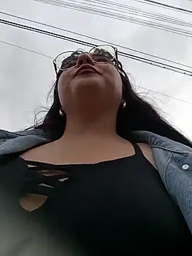 Yulska online show from 17, 4, 2026