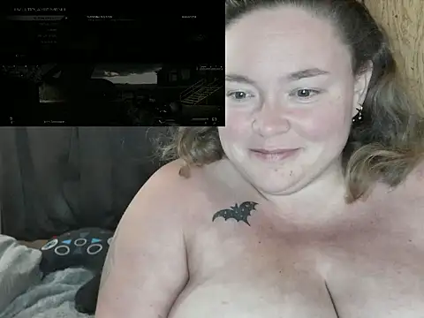 Snapshot of ladylynn13 chatting on 30, 4, 2026 ladylynn13 online show from 30, 4, 2026