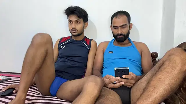 Snapshot of DesiDaddyandSon chatting on 12, 5, 2026 DesiDaddyandSon online show from 12, 5, 2026
