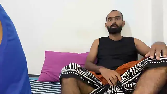 Snapshot of DesiDaddyandSon chatting on 4, 6, 2026 DesiDaddyandSon online show from 4, 6, 2026
