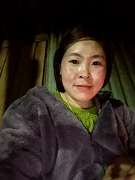 Snapshot of Yiyoongg chatting on 22, 2, 2026 Yiyoongg online show from 22, 2, 2026