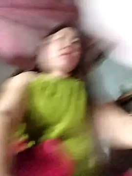 Yiyoongg online show from 6, 3, 2026