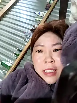 Yiyoongg online show from 3, 4, 2026