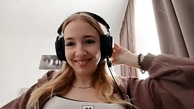 Snapshot of WackyNome chatting on 16, 2, 2026 WackyNome online show from 16, 2, 2026