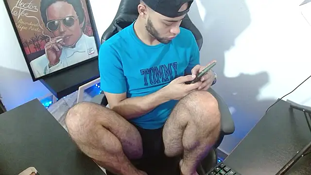 Snapshot of Xanderstone00 chatting on 11, 2, 2026 Xanderstone00 online show from 11, 2, 2026