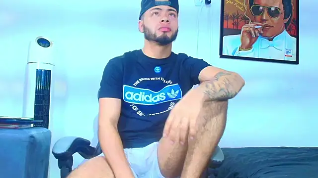 Xanderstone00 online show from 5, 3, 2026