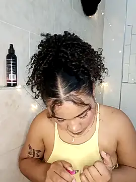 BrianaSweetxxx online show from 13, 3, 2026